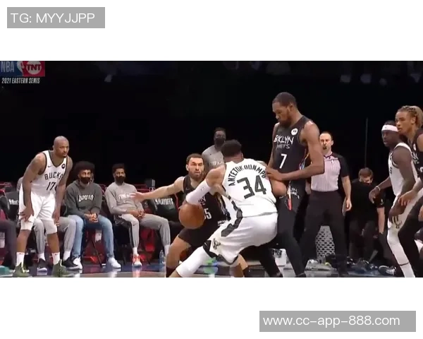 建队选择小斯还是波什费尔顿认为前者能媲美当今字母哥