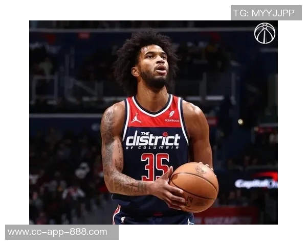 巴格利表现亮眼18分钟内高效拿下14分7板3助攻展现全面能力