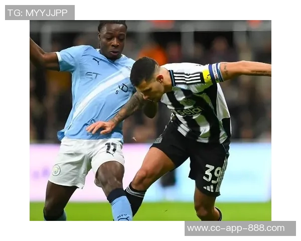 鲁本迪亚斯女友现场助威曼城感受客场氛围与众不同